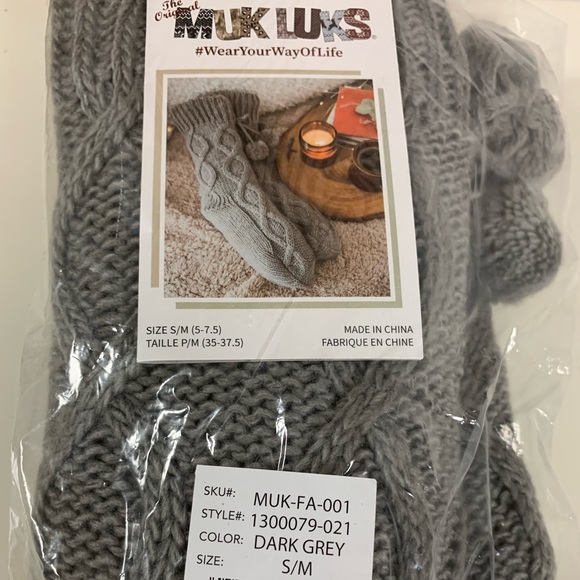 Muk Luks slipper socks - Picture 2 of 4